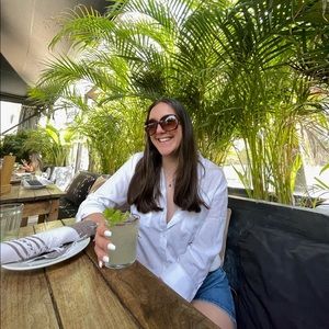 Meet your Posher, Liz